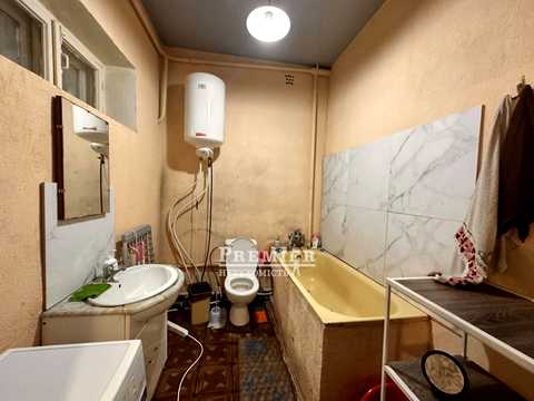 будинок за адресою с. Корсунці, колхозна, 29