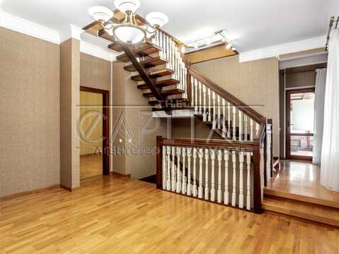 дом по адресу Киев, Черняховського ул., 36а