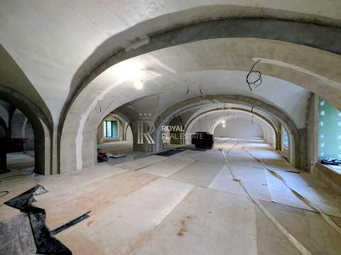 коммерческая по адресу Цитадельная ул., 7