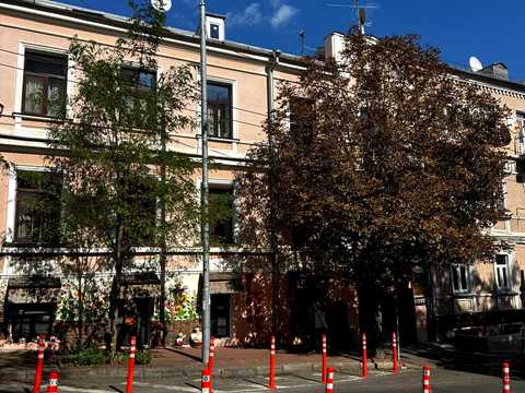 коммерческая по адресу Киев, Софиевская пл., 8