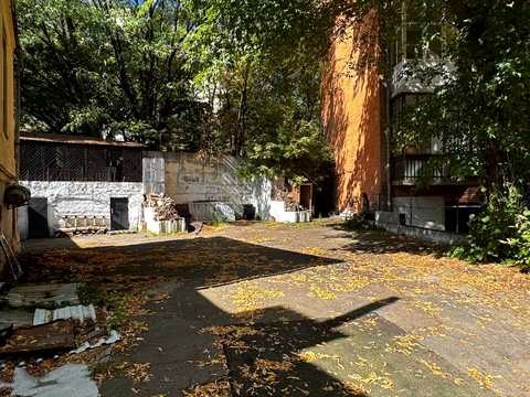 коммерческая по адресу Киев, Софиевская пл., 8