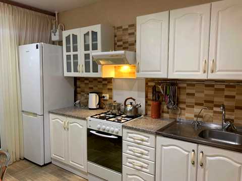 квартира за адресою Плиткова вул., 79