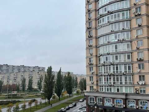 квартира за адресою Володимира Івасюка просп. (Героїв Сталінграду), 6