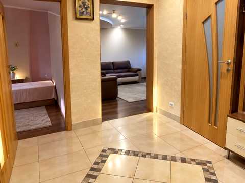 квартира за адресою Площа Незалежності, 4