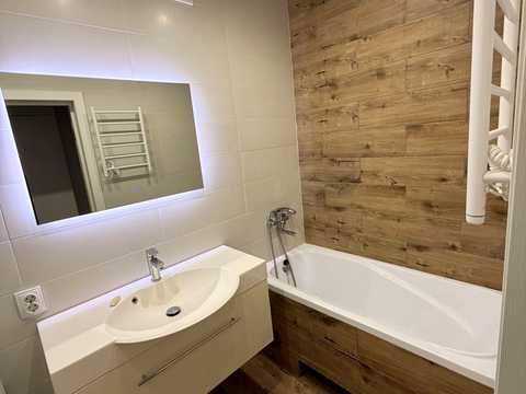 квартира за адресою Мінеральна вул., 7-К