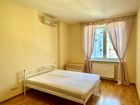 квартира за адресою Єжи Ґедройця вул. (Тверська), 2