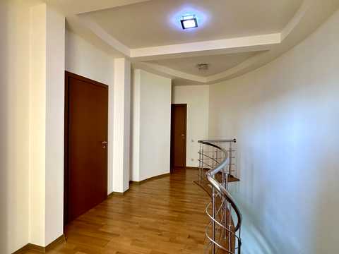 квартира за адресою Єжи Ґедройця вул. (Тверська), 2
