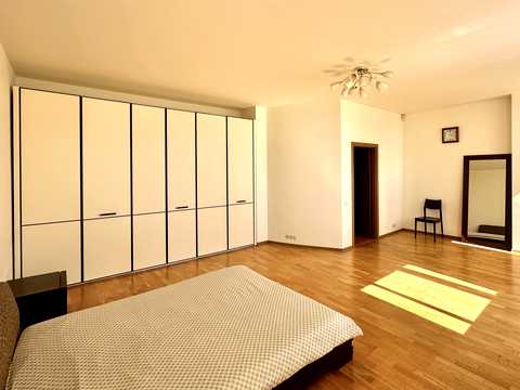 квартира за адресою Єжи Ґедройця вул. (Тверська), 2