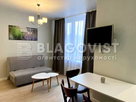 квартира за адресою Київ, Драгоманова вул., 10