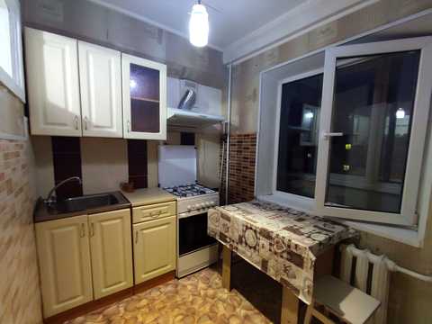 квартира за адресою Зодчих вул., 38
