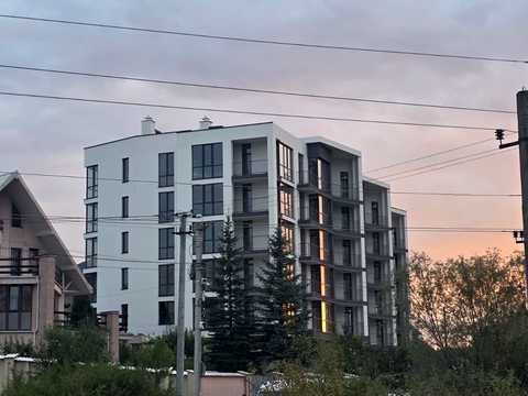 квартира за адресою Василя Стуса вул., (Будинок)
