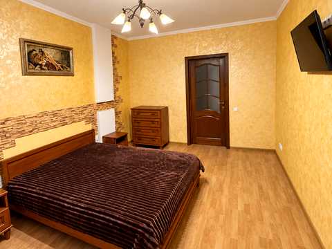 квартира за адресою Київ, Верховинна вул., 35