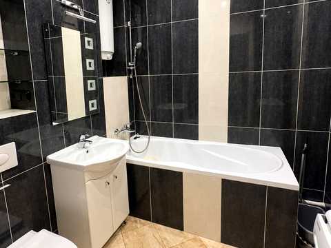 квартира за адресою Київ, Верховинна вул., 35