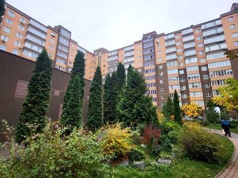 квартира за адресою Зарічанська вул., (Будинок 1)