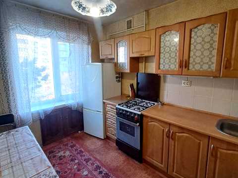 квартира за адресою Космодромна вул., 6