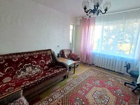 квартира за адресою Космодромна вул., 6