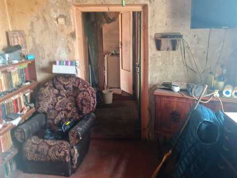 будинок за адресою смт. Савинці, Вишневая, 8