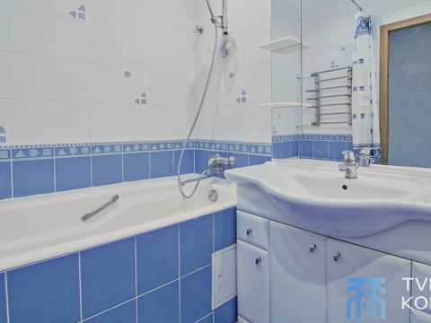 квартира по адресу Драгоманова ул., 12-А
