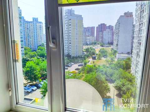 квартира по адресу Драгоманова ул., 12-А