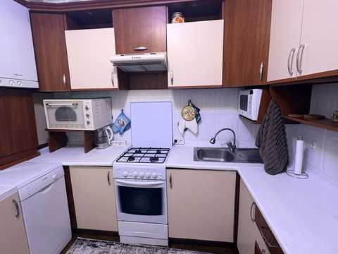 квартира по адресу 24-го Августа ул., 1