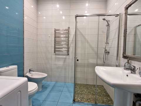 квартира за адресою Київ, Дніпровська набережна вул., 14-Б