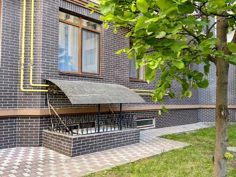 комерційна за адресою Західна вул., 14