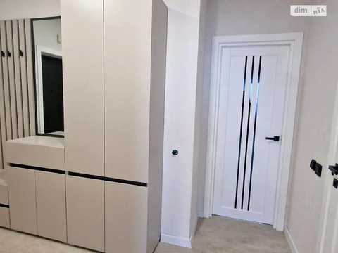 квартира за адресою Андрія Шептицького, 4