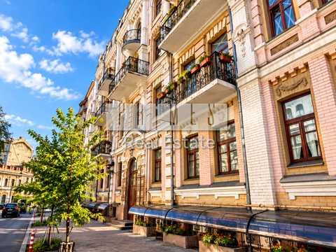 комерційна за адресою Київ, Борисоглібська вул., 16-А