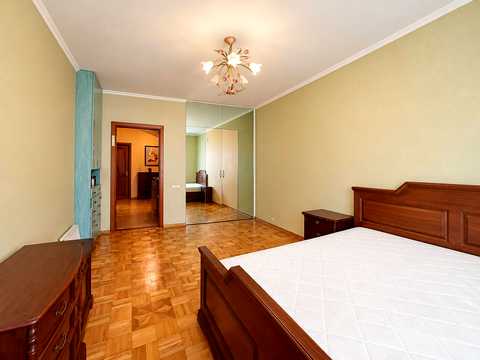 квартира за адресою Миколи Голего вул. (Лебедєва-Кумача), 6