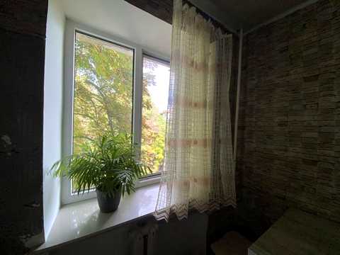 квартира за адресою Космонавтів вул., 21/2