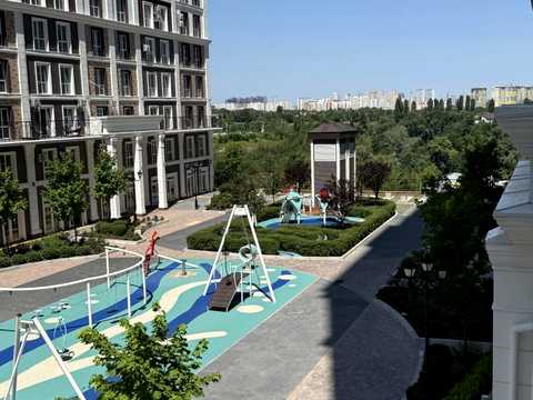 коммерческая по адресу Михаила Максимовича ул. (Онуфрія Трутенка), 26-Б