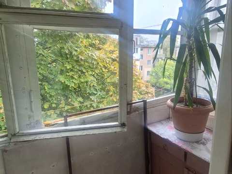 квартира за адресою Космонавтів вул., 13б