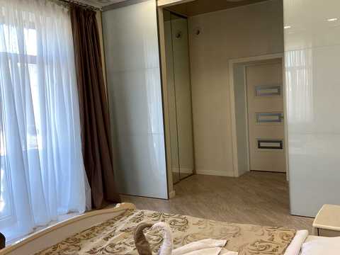 квартира за адресою Євгена Чикаленка вул. (Пушкінська), 20А