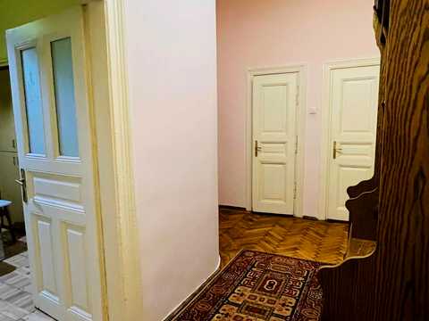 квартира за адресою Дніпровська вул., 8