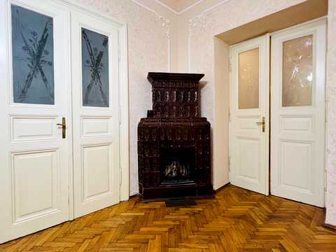 квартира за адресою Дніпровська вул., 8