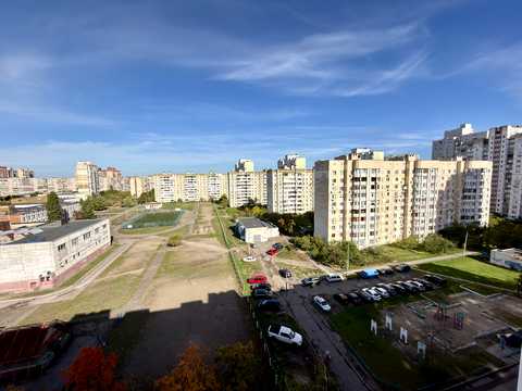 квартира за адресою Червоної Калини просп. (Володимира Маяковського), 93-Б