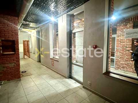 комерційна за адресою Героїв УПА вул., 73-В