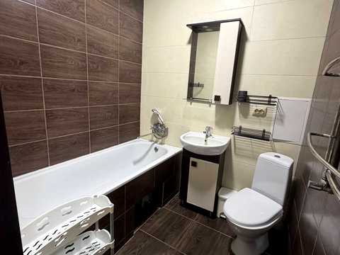 квартира за адресою Гетьмана Мазепи вул. (Красовського), 57