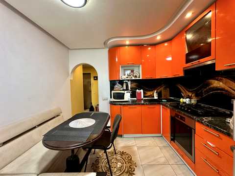 квартира за адресою Академіка Вернадського бульв., 87