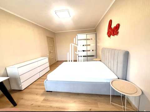 квартира по адресу Драгоманова ул., 42
