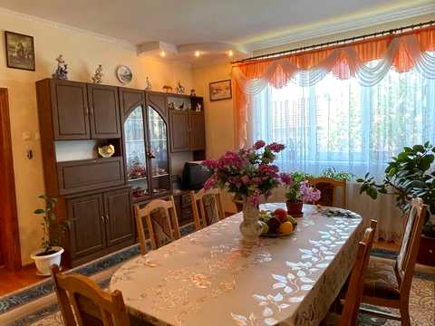 будинок за адресою с. Ценява, Тичини