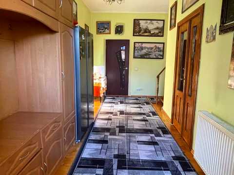 будинок за адресою с. Ценява, Тичини