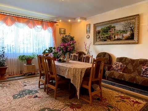 будинок за адресою с. Ценява, Тичини