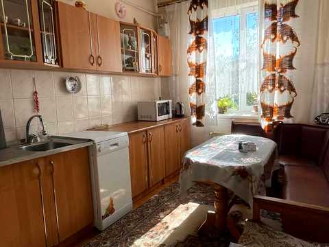 будинок за адресою с. Ценява, Тичини