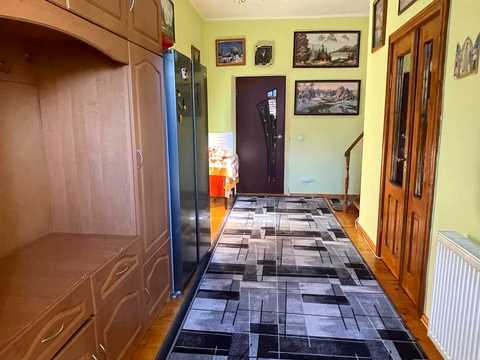 будинок за адресою с. Ценява, Тичини