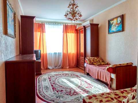 квартира за адресою Зої Гайдай вул., 9-А