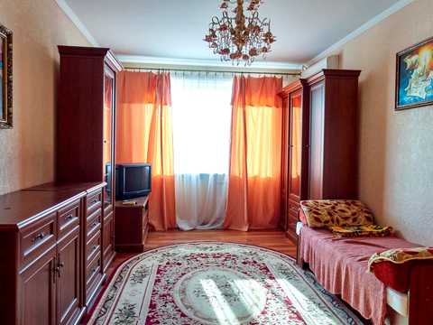 квартира за адресою Зої Гайдай вул., 9-А