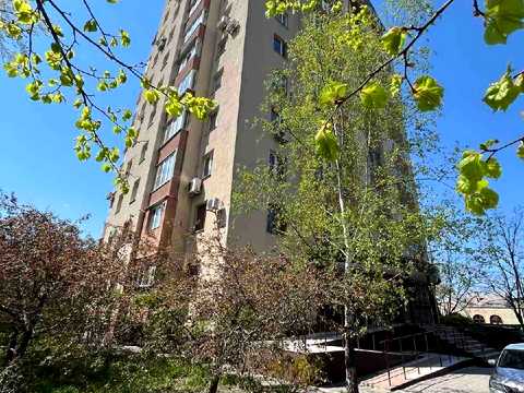квартира за адресою Старицького вул., 23а