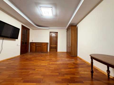 квартира по адресу Леси Украинки бульв., 5