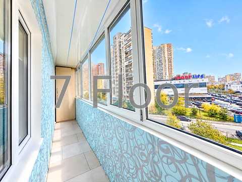 квартира по адресу Драгоманова ул., 42